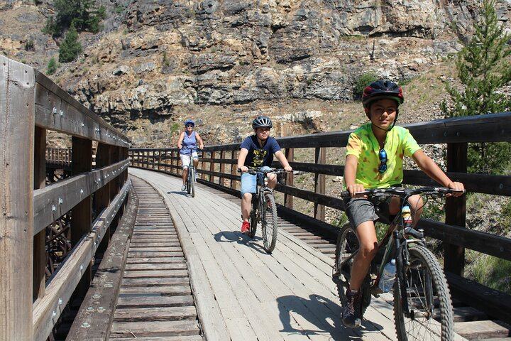Kettle Valley Railway Bike Tour at Myra Canyon with Kelowna Winery Tastings, Groups of 4+ (2/7)