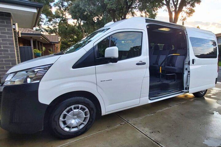 Hahndorf and Barossa Shared Day Tour: Maggie Beer, Two Wineries, Lunch at Kies (10/12)