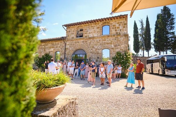 Half-Day Chianti Coach Trip from Florence with Two Winery Tastings at Sunset