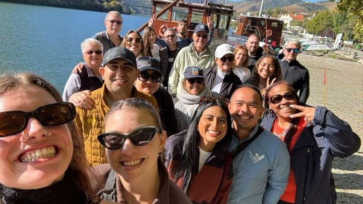 Half-Day Douro Valley Tour from Porto: Winery Lunch, River Cruise, Lapa Church Start (1/12)