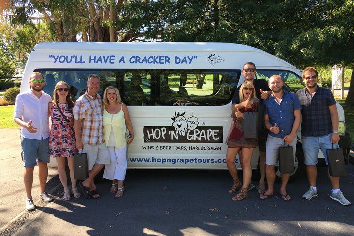 Half-Day Marlborough Wine Tour with a Winemaker Guide, 3-4 Wineries and Lunch (9/10)