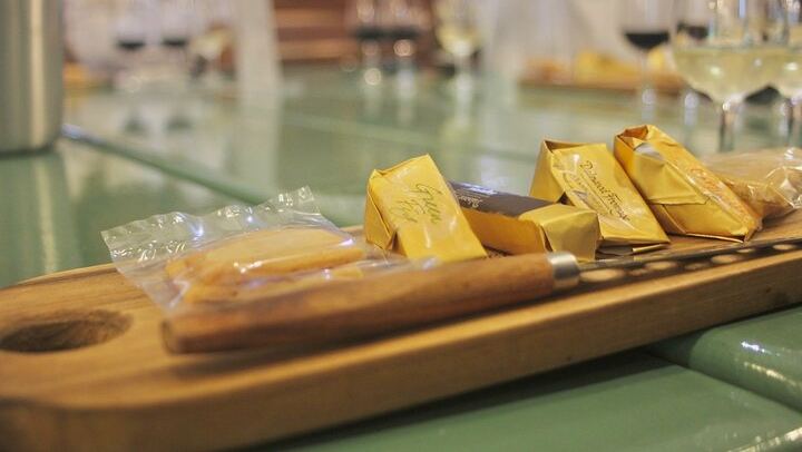 3.5-Hour Guided Stellenbosch Wine Tour from Cape Town: Zevenwacht and Cheese Pairing (3/12)