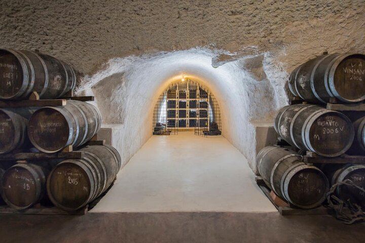 Sip of Santorini Wine Tour: Hatzidakis, Koutsogiannopoulos Museum and Oia Sunset (3/12)