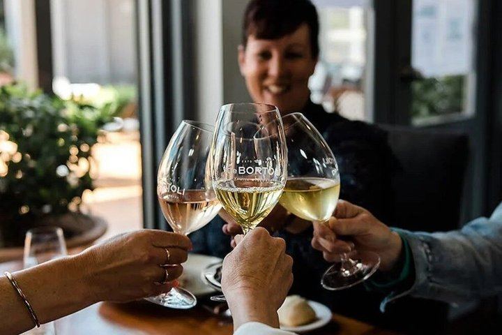 Helicopter Flight and Winery Lunch at De Bortoli in the Yarra Valley, from Essendon Fields (6/7)
