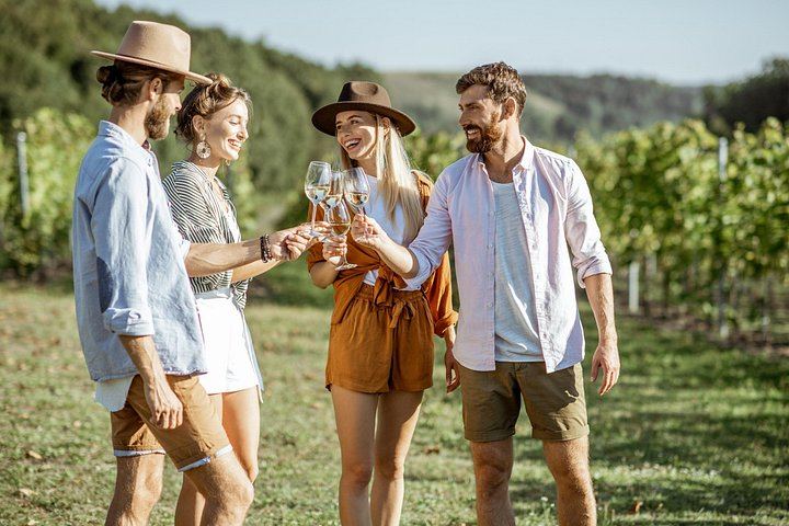 Vesuvius Night Horseback Ride with Winery BBQ and Wine, Roundtrip Transfer from Pompeii (9/12)
