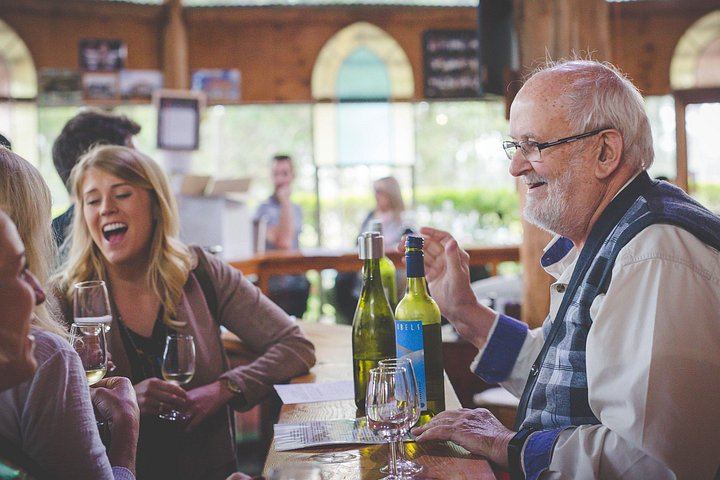 All-Inclusive Hunter Valley Boutique Wine Tour from Sydney, Max 14 Guests, Cypress Lakes (8/12)