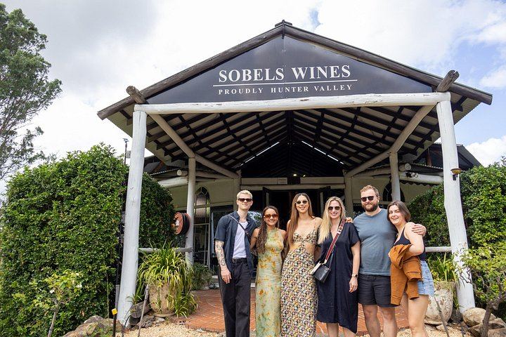 Hunter Valley Day Trip from Sydney: Sobels, 4 Pines, Drayton's, Lunch and Chocolate (1/12)