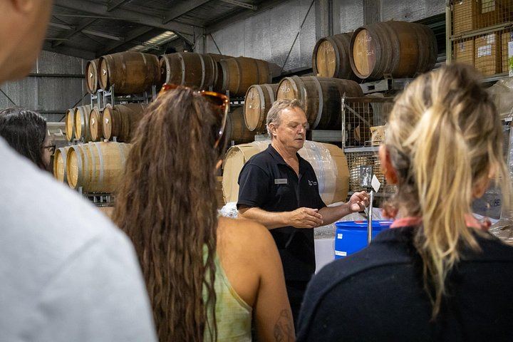 Hunter Valley Day Trip from Sydney: Sobels, 4 Pines, Drayton's, Lunch and Chocolate (3/12)