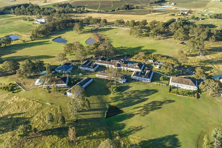 Hunter Valley Day Tour: Audrey Wilkinson, Mount Pleasant, Kirkton Park Lunch and Chocolate (10/11)