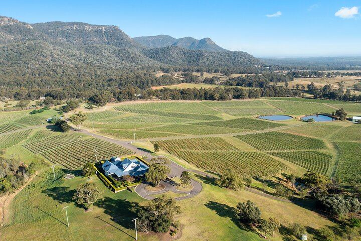 Hunter Valley Day Tour: Audrey Wilkinson, Mount Pleasant, Kirkton Park Lunch and Chocolate (2/11)