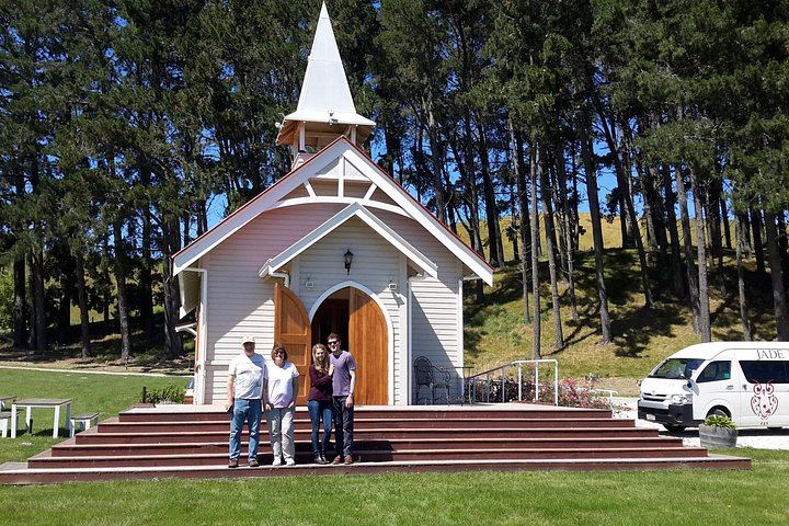 Picton Cruise Shore Excursion: Four Family-Run Marlborough Wineries by Minibus (9/12)