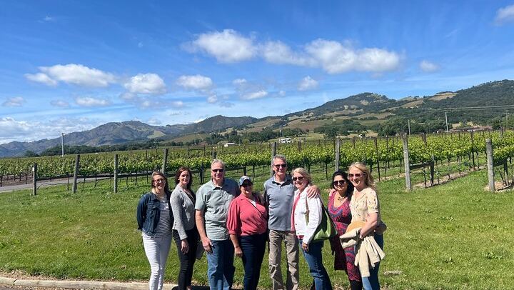 Sonoma County Group Wine Tasting Tour: Three Small Wineries and Charcuterie Box (2/8)