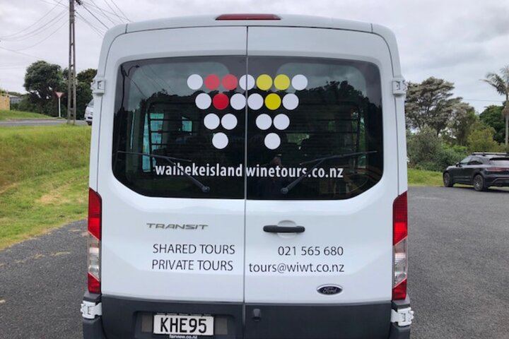 Waiheke Island Premium Wine Tour from Auckland: Max 11 Guests, 3 Boutique Vineyards (10/10)