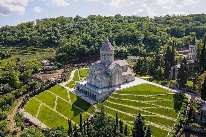 Kakheti Group Day Tour: Badiauri Bread, Bodbe, Sighnaghi and Telavi Wine Cellar (9/9)