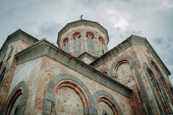Kakheti Day Tour from Tbilisi: Bodbe, Sighnaghi, Family Winery Lunch and Telavi Drive (6/12)