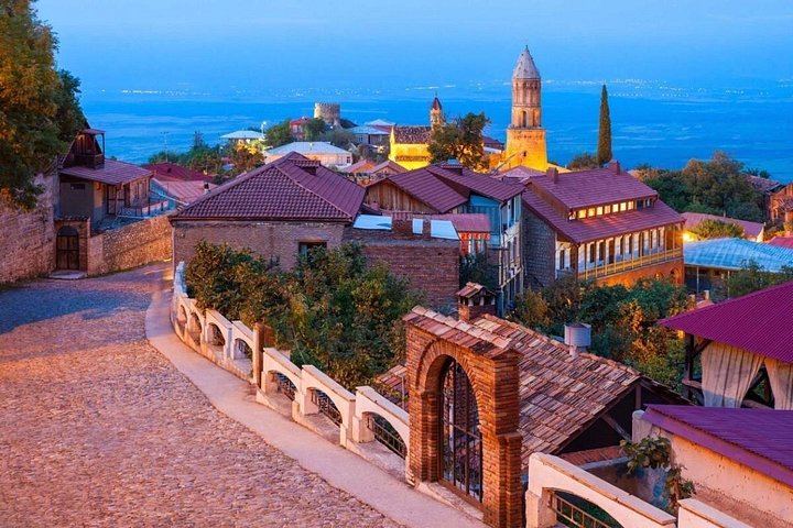 Kakheti Full-Day Private Tour: KTW, Badiauri Chacha, Sighnaghi and Khareba Tunnel (1/12)