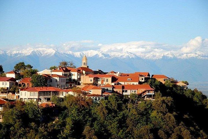 Kakheti Tour from Tbilisi: Shoti Bread, Churchkhela Masterclass and KTW Winery Tasting (2/12)