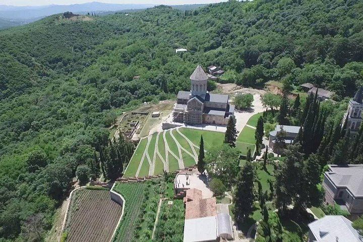 Kakheti Tour from Tbilisi: Shoti Bread, Churchkhela Masterclass and KTW Winery Tasting (12/12)