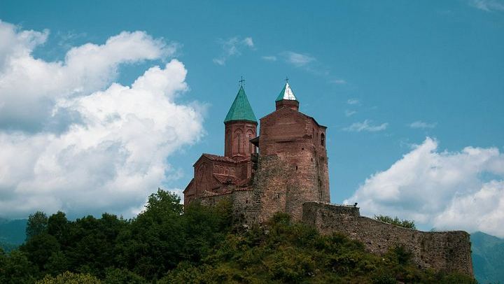 Private Kakheti Day from Tbilisi: Gremi, Kvareli Wine Cave and Sighnaghi (4/11)
