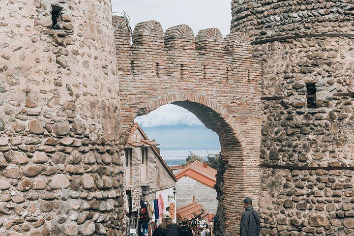Private Kakheti Day from Tbilisi: Gremi, Kvareli Wine Cave and Sighnaghi (7/11)