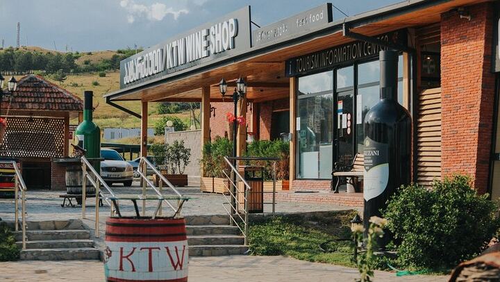 Private Kakheti Wine Tour from Tbilisi: KTW Wine House, Family Marani, Sighnaghi and Bodbe (4/12)