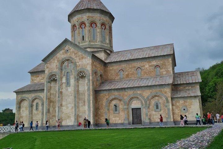 Private Kakheti Wine Tour from Tbilisi: KTW Wine House, Family Marani, Sighnaghi and Bodbe (9/12)