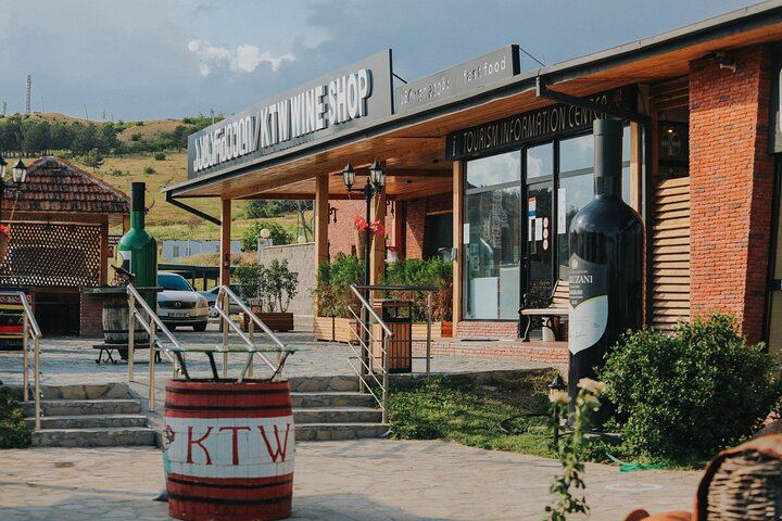 Private Kakheti Wine Tour from Tbilisi: KTW Wine House, Family Marani, Sighnaghi and Bodbe (4/12)
