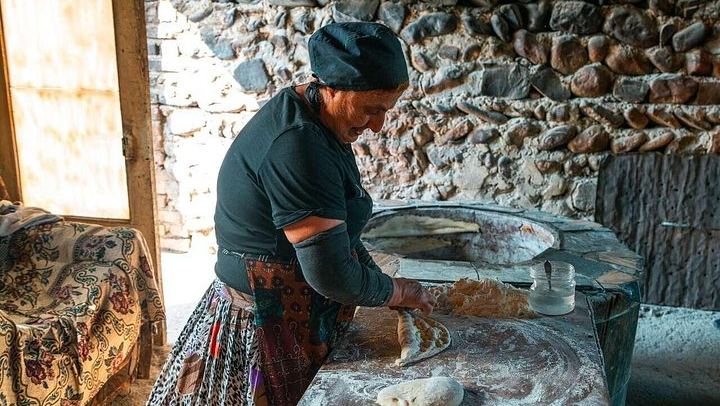 Kakheti Wine and Monastery Day Trip from Tbilisi: Qvevri Family Winery and Telavi (2/9)
