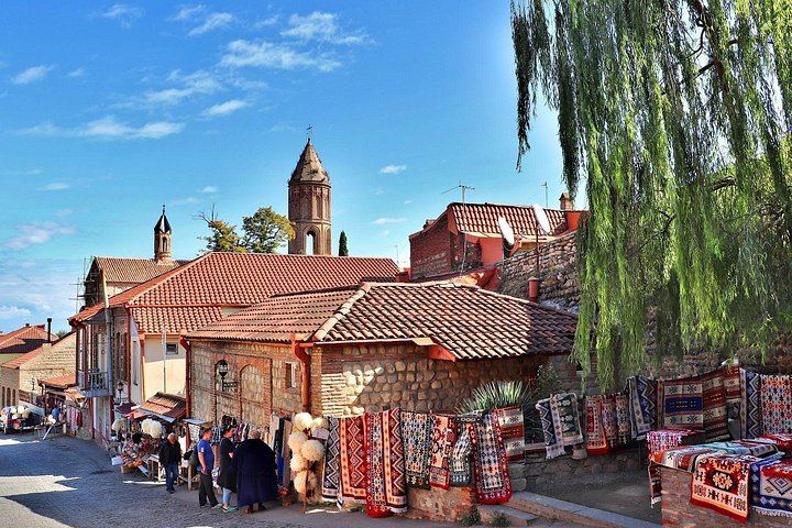 Kakheti Wine Tour for Beginners: Old Wine Factory, Family Winery and Artisan Cellar (1/5)