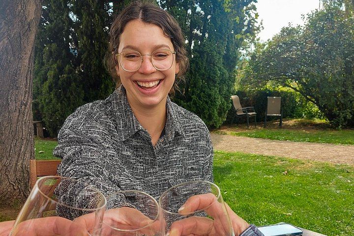 Kelowna E-Bike Wine and Mead Tour: 3 Tastings, Farm-to-Table Lunch, Local Guide (3/12)