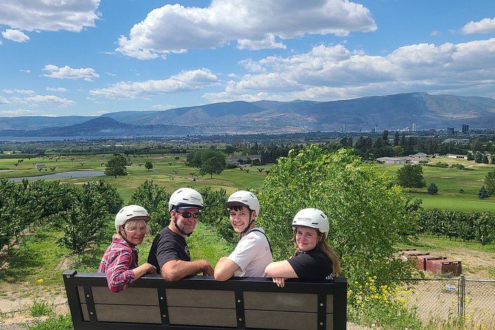 Kelowna Self-Guided E-Bike Wine Tour: Hidden Vines, SpearHead and Meadow Vista Mead (1/12)