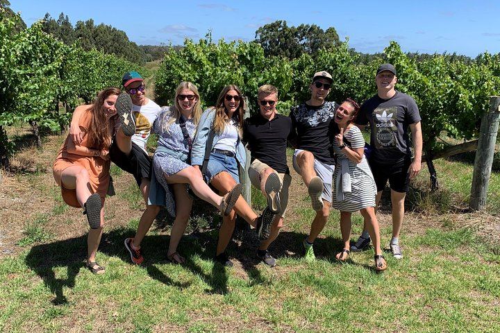 Cheers Full Bottle Margaret River Wine Tour: Barrel Room, Brewery Lunch, Distillery (8/12)