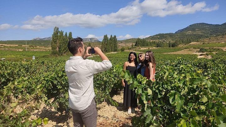Small-Group Rioja Wine Tasting from Bilbao: Two Wineries, Pintxos in Laguardia (2/12)