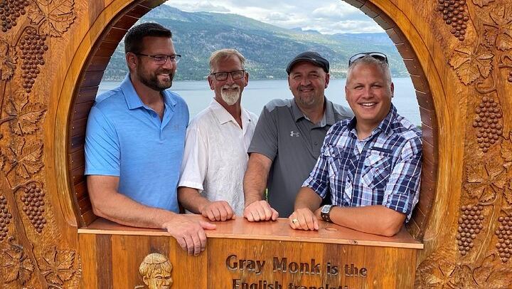 Lake Country Half-Day Sip Disturber Wine Tour: 4 Wineries, Tastings and Gratuity Included (1/3)