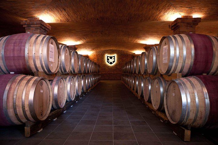 Private Full-Day Stellenbosch Wine Tour with Pickup: Hartenberg to L'Avenir (2/6)