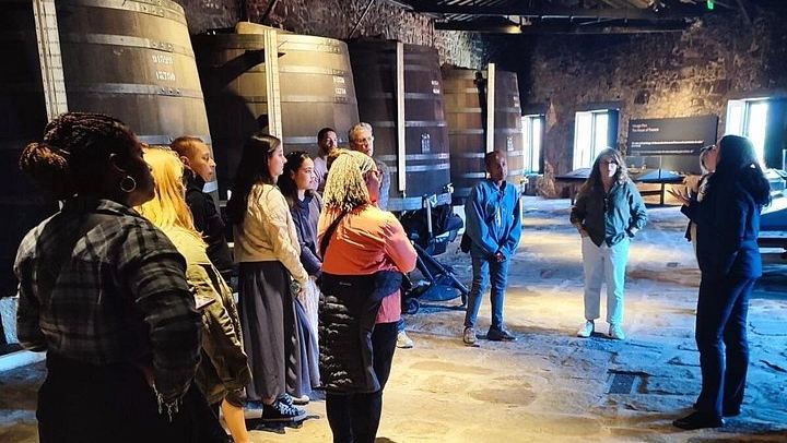 Porto Small-Group Port and Douro Wine Tour in Gaia: Three Lodges, Nine Tastings (4/12)