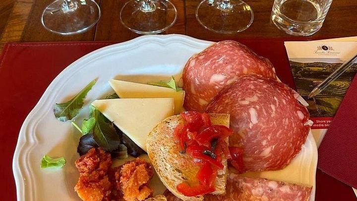 Small-Group 50cc Vespa Day near San Gimignano with Three-Course Lunch at a Winery (4/12)