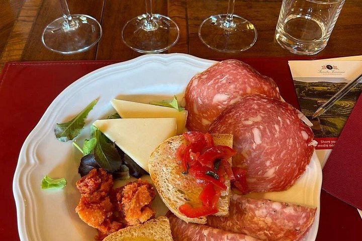 Small-Group 50cc Vespa Day near San Gimignano with Three-Course Lunch at a Winery (4/12)