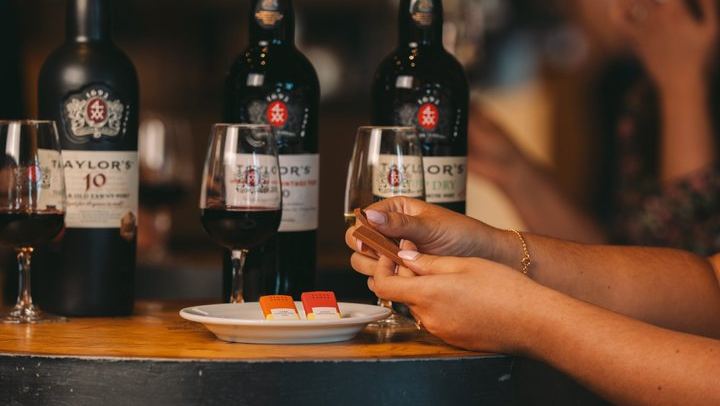 Taylor's Lisbon Port Wine Tasting: White, LBV and Tawny with Pastel de Nata or Chocolate (4/10)