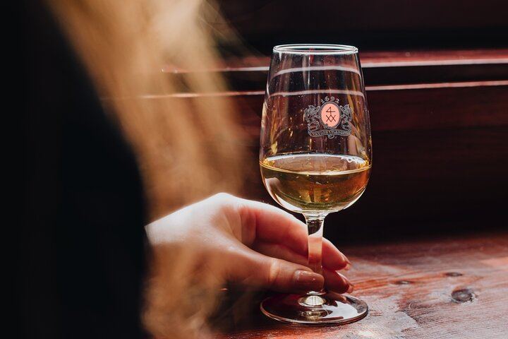 Taylor's Lisbon Port Wine Tasting: White, LBV and Tawny with Pastel de Nata or Chocolate (3/10)