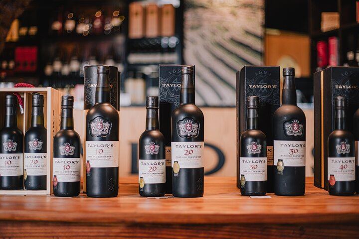 Taylor's Lisbon Port Wine Tasting: White, LBV and Tawny with Pastel de Nata or Chocolate (5/10)