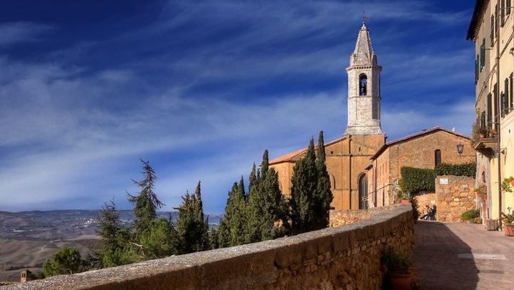 Private Pienza and Montalcino Day Tour: Organic Pecorino Dairy and Brunello Cellar (4/8)