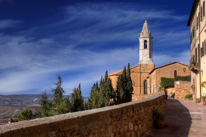 Private Pienza and Montalcino Day Tour: Organic Pecorino Dairy and Brunello Cellar (4/8)