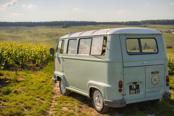 Vintage Estafette Van Champagne Tour from Épernay: Oger Grand Cru Cellar, 3 Hours (5/7)