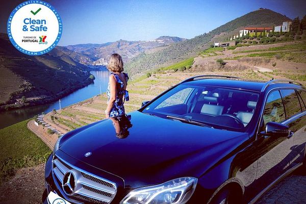 Premium Private Douro Valley Wine Tour with Hotel Pickup and Safe Travels