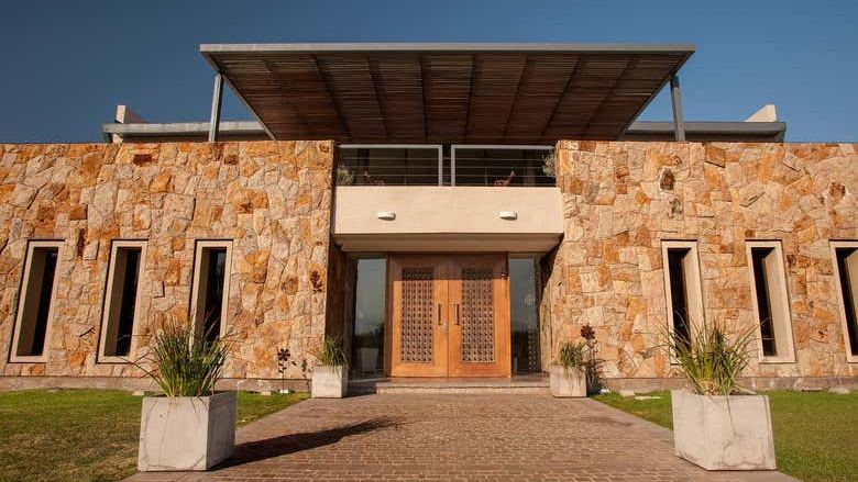 Private Luján de Cuyo Sparkling Wine Tour: Chandon, Cruzat and Rosell Boher Lunch (4/8)
