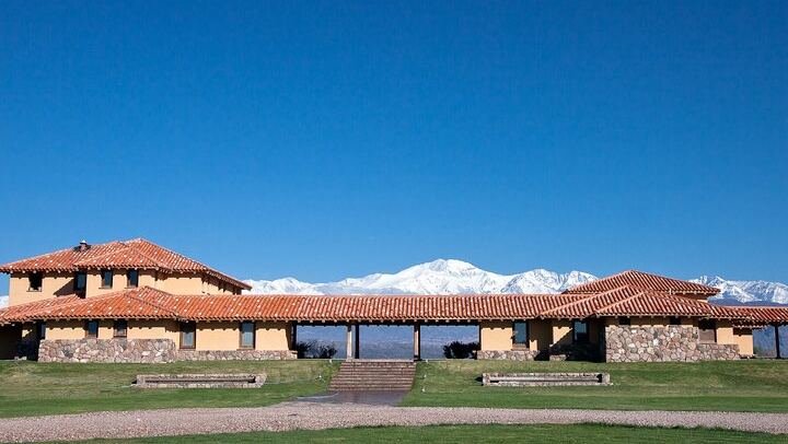 Luján de Cuyo Deluxe Full-Day Wine Tour: Caelum, Casarena and 6-Course Lunch (4/12)
