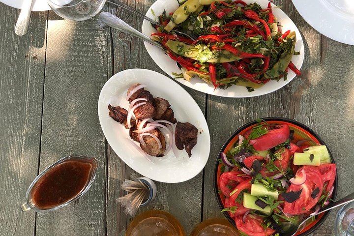 Small-Group Kakheti Wine Tour from Tbilisi with Lunch, Max 10 Guests per Guide (11/12)