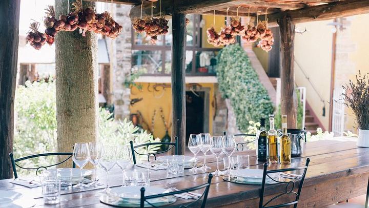 Private Land Rover Defender Wine Tour from Castellina in Chianti, Strade Bianche (1/12)