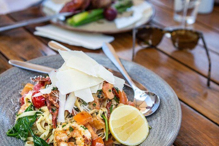 Hunter Valley Small-Group Day Tour by Mercedes Van: Krinklewood, 1813, Keith Tulloch (12/12)
